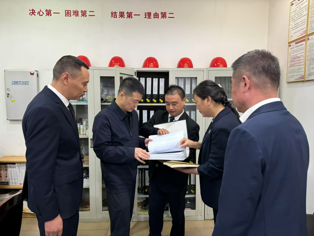 省尊龙凯时人生就是博集团党委书记、董事长游勇国庆节期间调研督导旗下酒店经营及安全生产工作